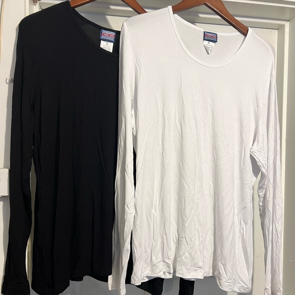 2 Cherokee Undershirts Size XL black white